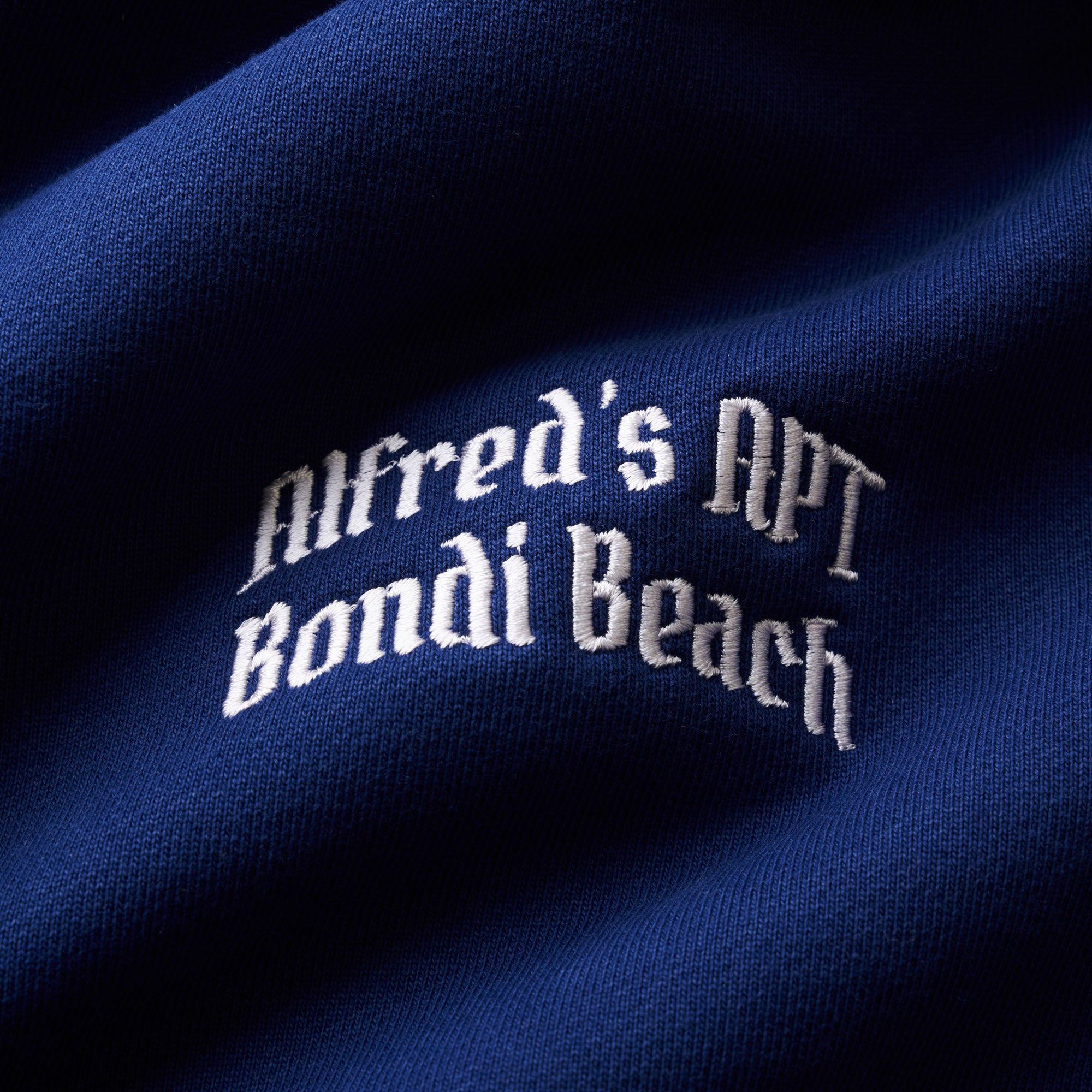 Alfred's Apartment - Bondi Zip Hood - Royal