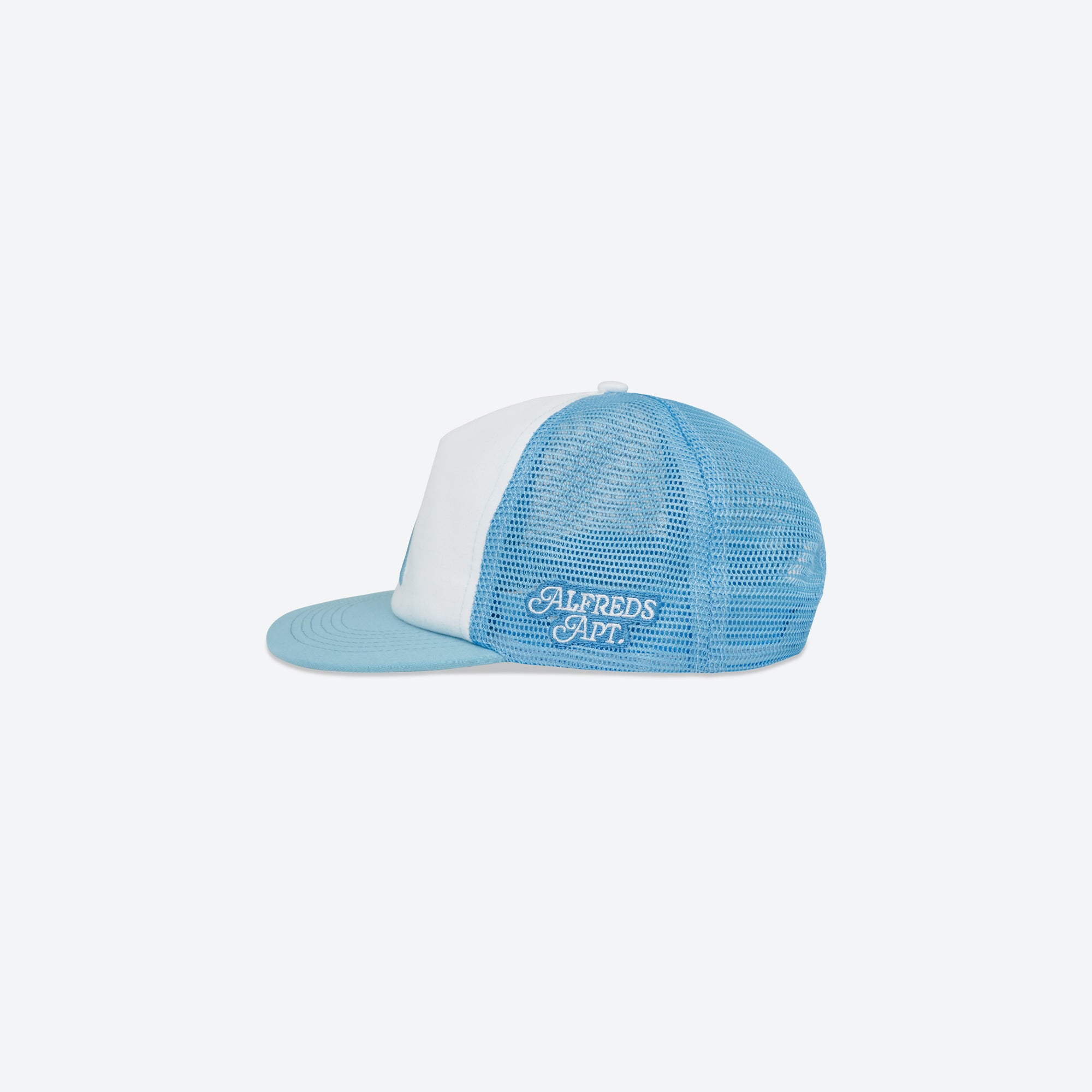 Alfred's Apartment - Stamp OG Trucker Cap - White / Powder