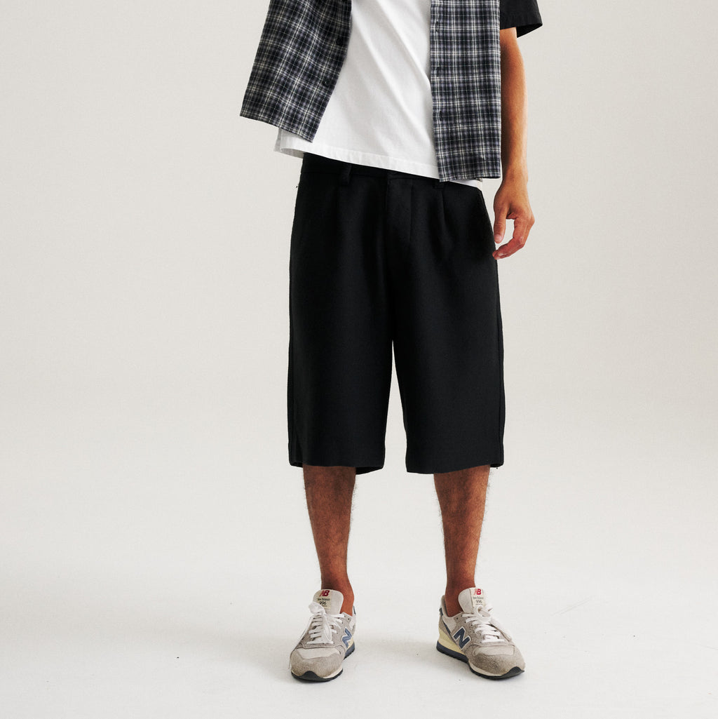 Team Wool Short 533 - Black