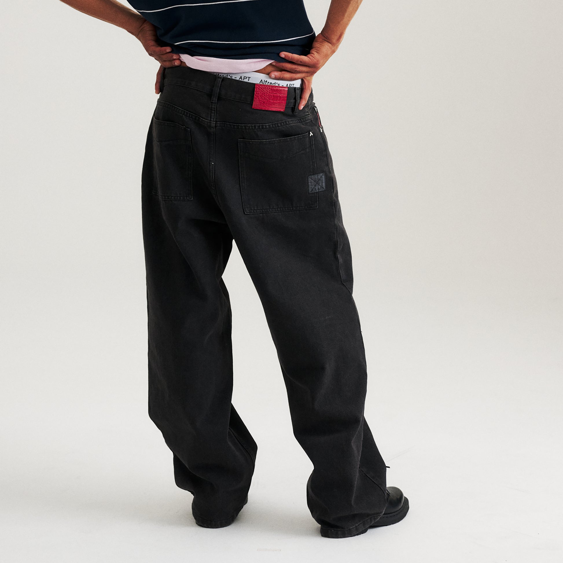 Team Jean 538 - Washed Black