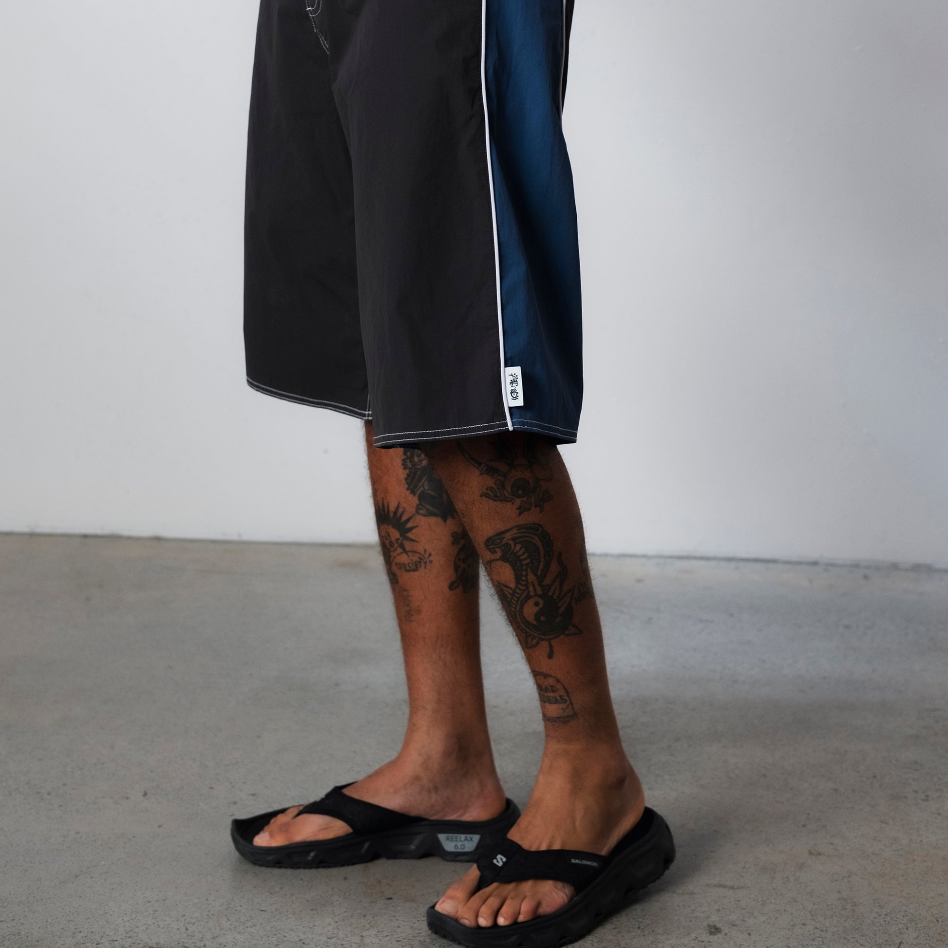 Surf Shop Trunk - Navy